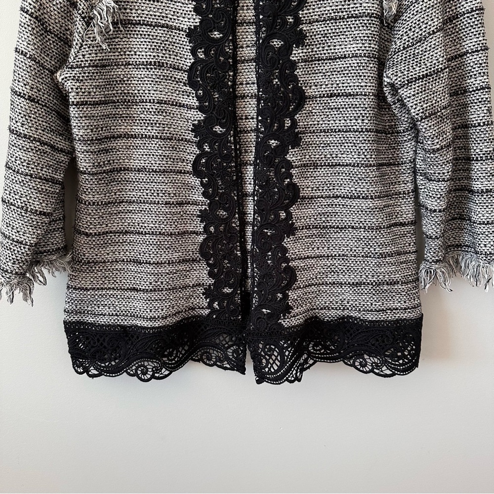 Chico’s Fringe Lace Wool Blend Cardigan Jacket Size 2 L Black & White Office - Picture 3 of 13